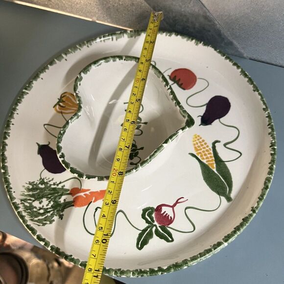 Vintage Chaparral Pottery USA Serving Platter with Heart Bowl – Vegetable Motif - Picture 4 of 7